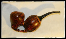 une pipe par Peter Kotlyar