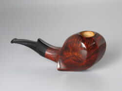 une pipe de Henrik Kroll