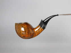 une pipe de Henrik Kroll