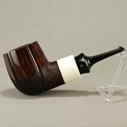 une pipe par Takashi Kunitomo