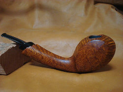 une pipe par Ray Kurusu