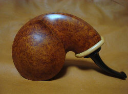 une pipe par Ray Kurusu