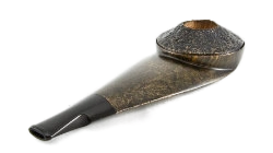 une pipe par Michail  Kyriazanos