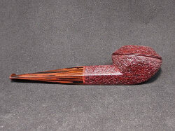 une pipe par Clark Layton