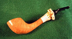 une pipe par Sam Learned