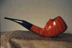 une pipe par Ludwig Lorenz