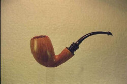 une pipe par Ludwig Lorenz