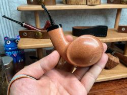 une pipe par Luo Xu