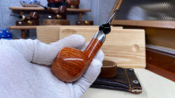 une pipe par Luo Xu