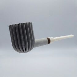 une pipe par Mirko Pigon