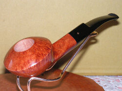 une pipe d'Enrico Marola, Enricoro Pipes