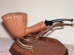 une pipe d'Enrico Marola, Enricoro Pipes