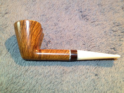 une pipe de Nick Ramaekers, Massis Pipes