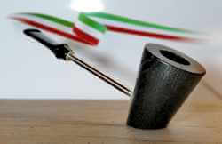 une pipe par Simone Morri - Job Pipe