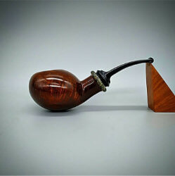 une pipe par Jason Mouton - Mouton Pipes