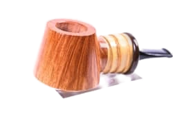 une pipe par Minoru Nagata