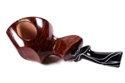 une pipe par Minoru Nagata