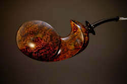 une pipe par Satoshi Naito