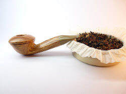 une pipe d'Abi Natur, Canaan Pipes