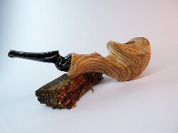 une pipe d'Abi Natur, Canaan Pipes