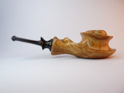 une pipe d'Abi Natur, Canaan Pipes