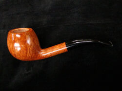 une pipe par Dave Neeb - Mkelaw Pipes