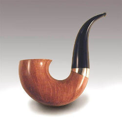 une pipe par Rolando Negoita