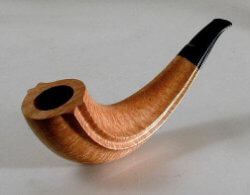 une pipe par Rolando Negoita