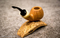 une pipe par Dzung Nguyen