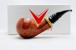 une pipe par Alberto Paronelli - Volkan Pipe