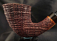 une pipe par Paolo  Becker