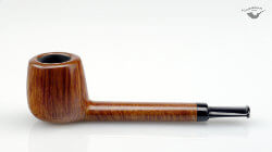 une pipe par Michail Revyagin