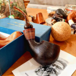 une pipe par Reza Alizad Sane - Rizza Pipes