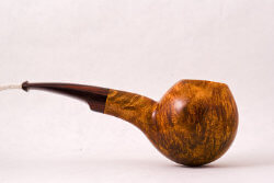 une pipe par Alexander Saharov