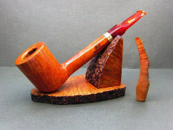 une pipe par Birol Salman