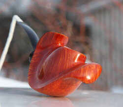 une pipe par Zinovi Seniak