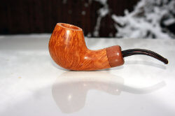 une pipe par Zinovi Seniak