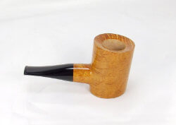 une pipe par Irina Serova