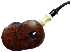 une pipe par Konstantin Shekita
