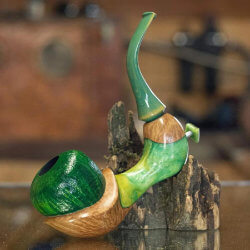 une pipe par Nektarios Stavrinos