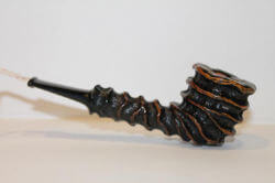une pipe par Ihar Sumar