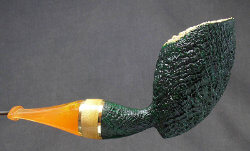 une pipe de Trever Talbert