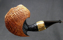 une pipe de Trever Talbert