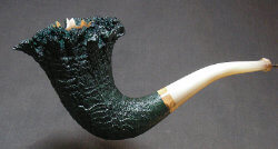 une pipe de Trever Talbert