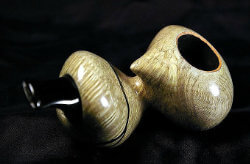 une pipe par Christian Wolfsteiner - Tarock Briar