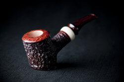 une pipe par Simeon Turner