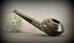 une pipe par Sergey Vyzhanov
