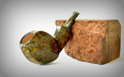 une pipe par Sergey Vyzhanov