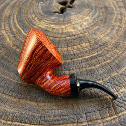 une pipe par Xin Li