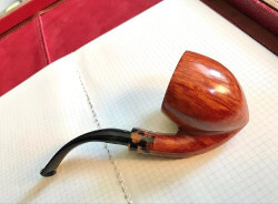 une pipe par Taha Halit Yaşar - Prof.Pipes